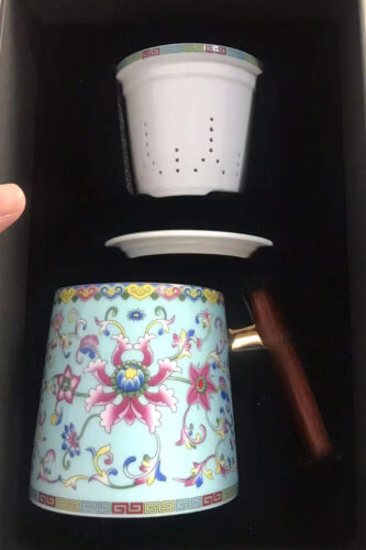 Flowers Travel Tea Mug with Infuser and Lid 16.7 OZ photo review