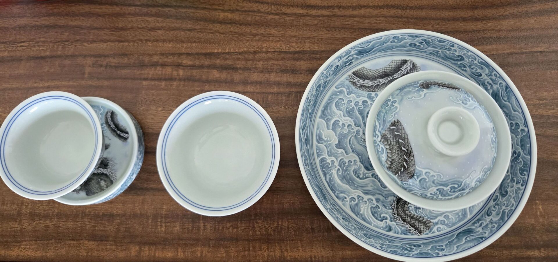 Click to view full screen Jingdezhen Chinese Dragon Gaiwan Tea Set Porcelain photo review