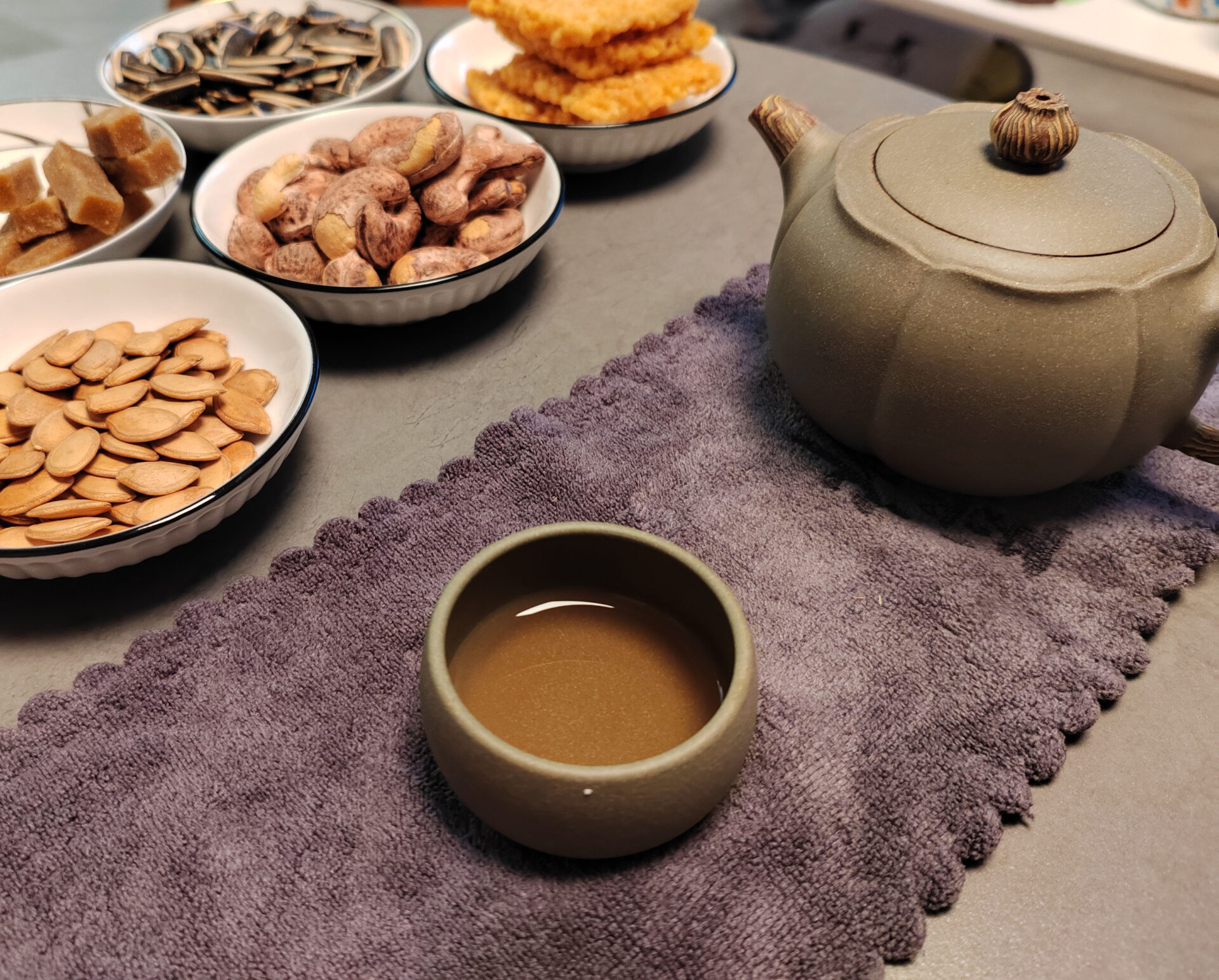 Click to view full screen Handcrafted Chinese Yixing Tea Set Green Zisha Teapot Cup Set photo review