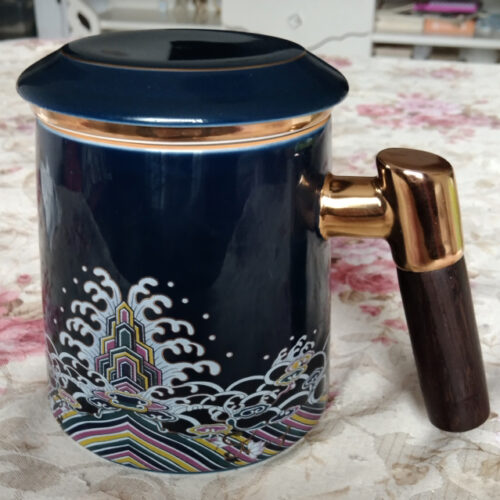 Waves Steep Tea Mug with Infuser and Lid 13.5 OZ photo review