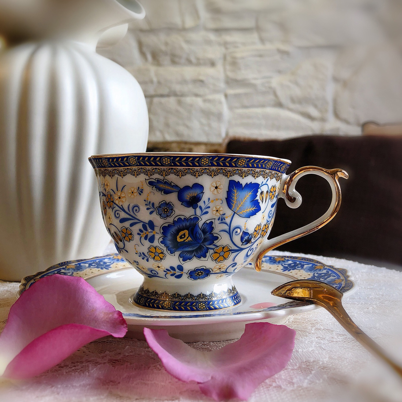 Click to view full screen Vintage Tea Cup and Saucer Set Porcelain Blue White photo review
