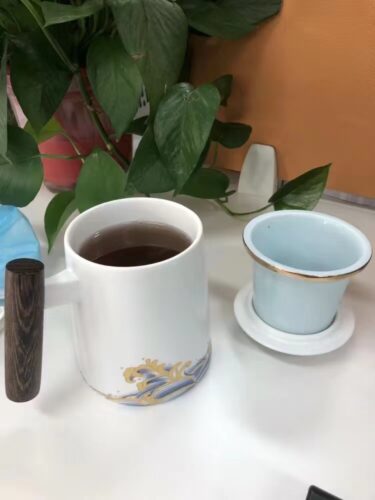 Click to view full screen Tumbling Waves Tea Mug with Infuser and Lid 15 OZ photo review