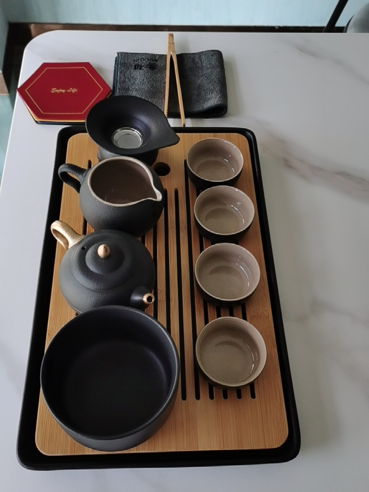 Riveting Chinese Gongfu Tea Set Ceramic with Tray photo review