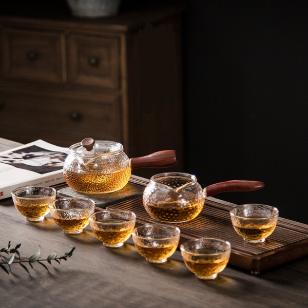 GUANYI Glass Tea Set Charms Display with Tea Ceremony Gift Box 8pcs 1