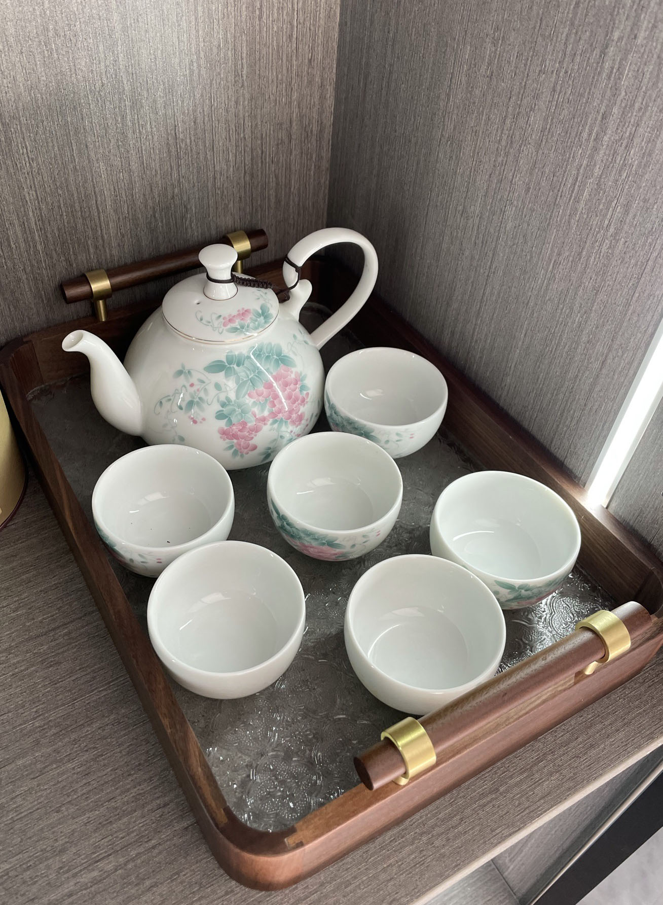 Click to view full screen Walnut Tempered Glass Tea Tray Rectangular Fruit Tray photo review