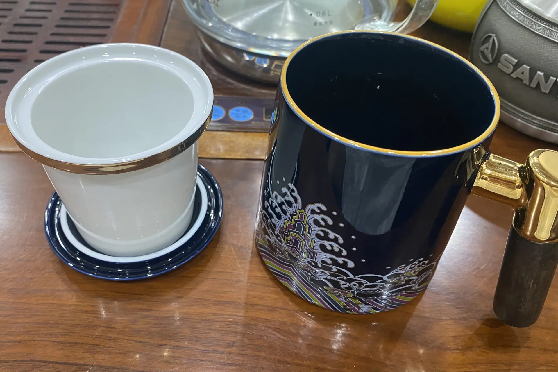 Click to view full screen Waves Steep Tea Mug with Infuser and Lid 13.5 OZ photo review