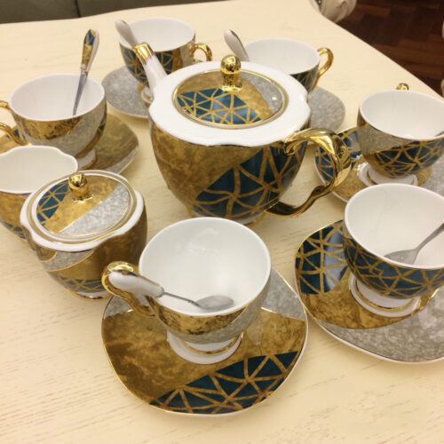 Luxury British Tea Set Bone China Coffee Teapot Set photo review
