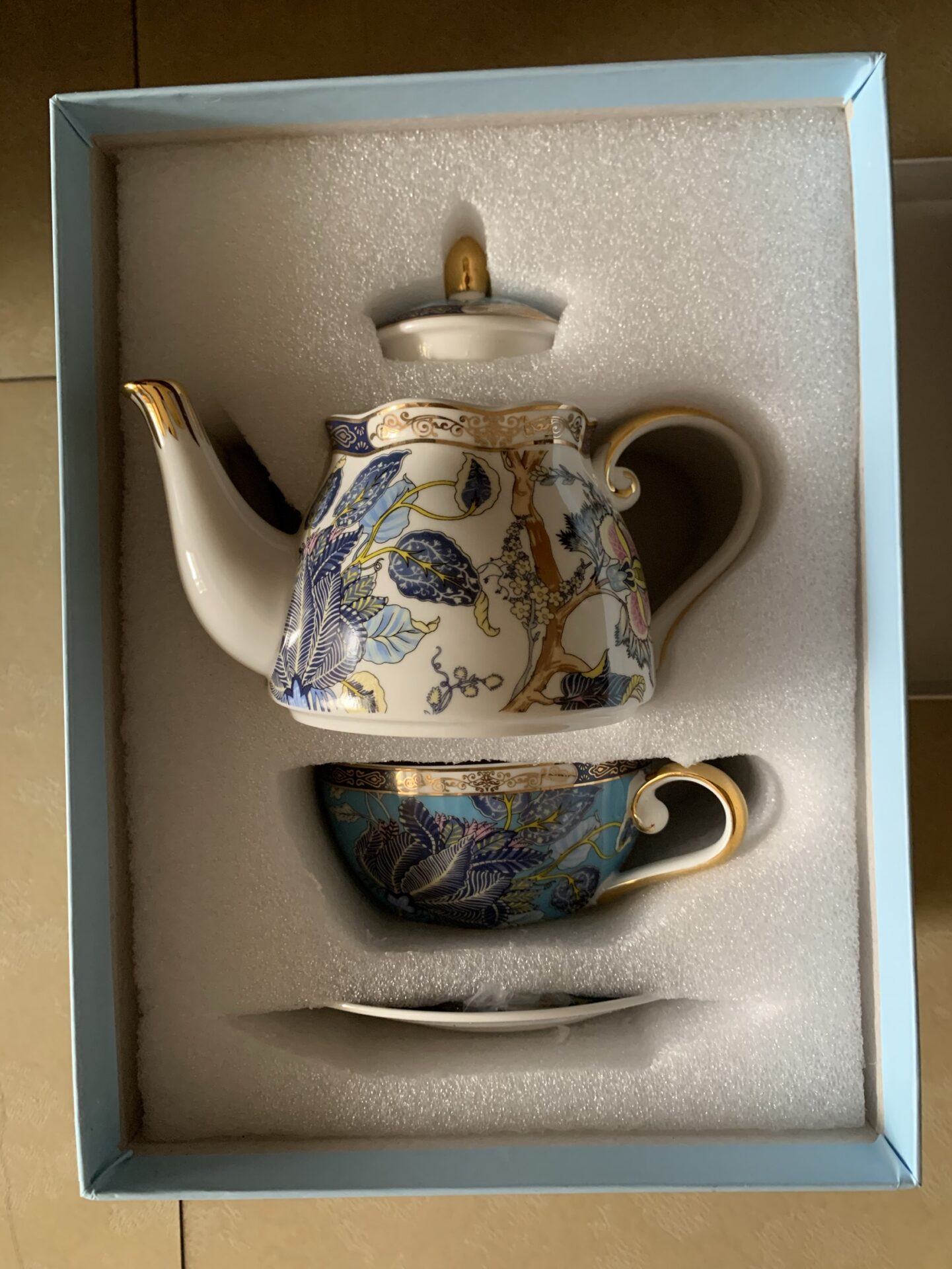 Click to view full screen Feicui Tea for One Set Bone China Teapot Set photo review