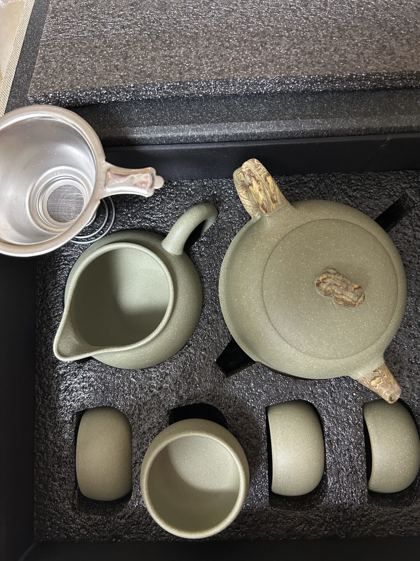 Click to view full screen Lion Chinese Yixing Tea Set Green Zisha Teapot and Cup Set photo review