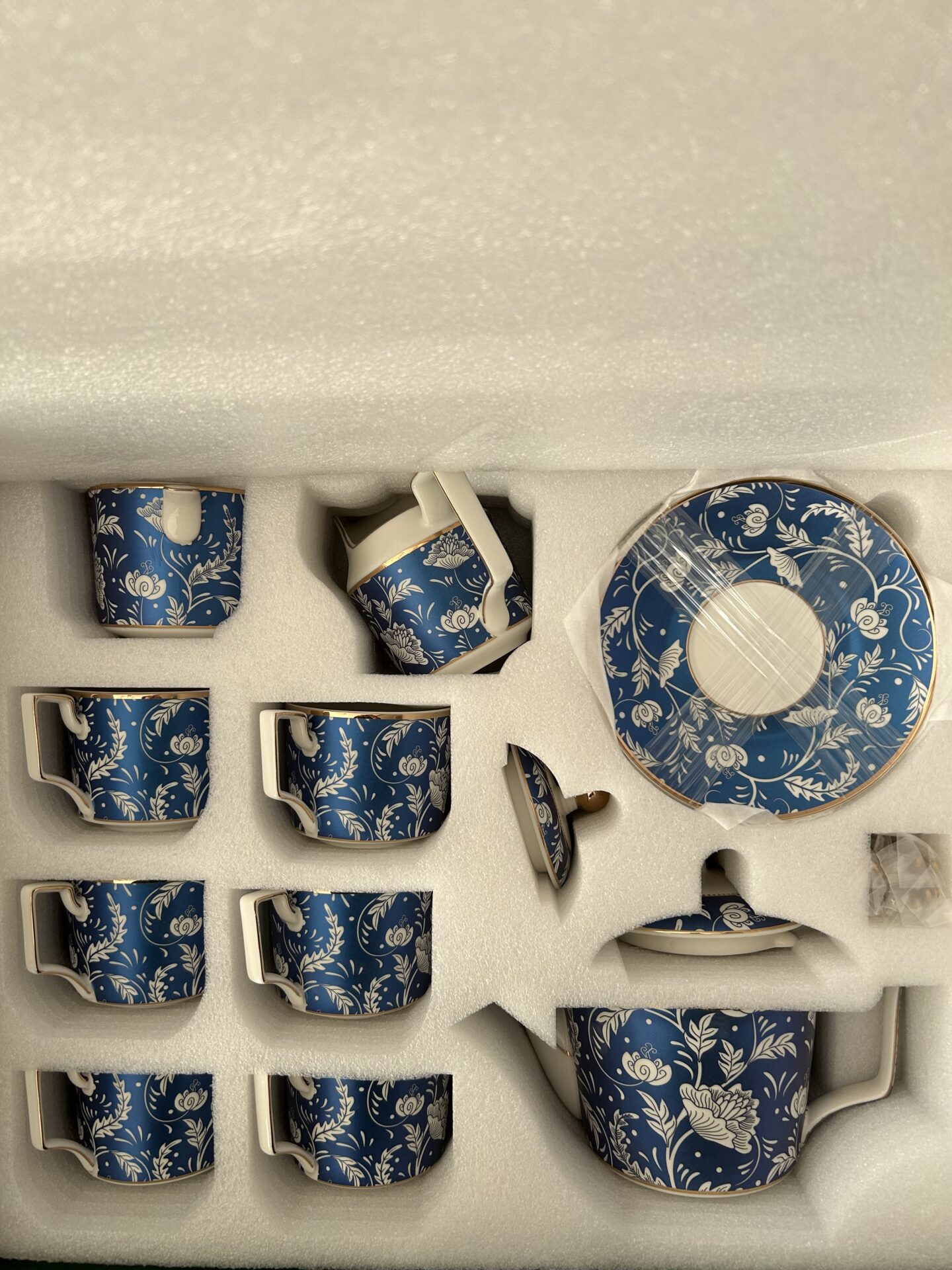 Blooming-flower English Tea Set Porcelain Teapot Set photo review