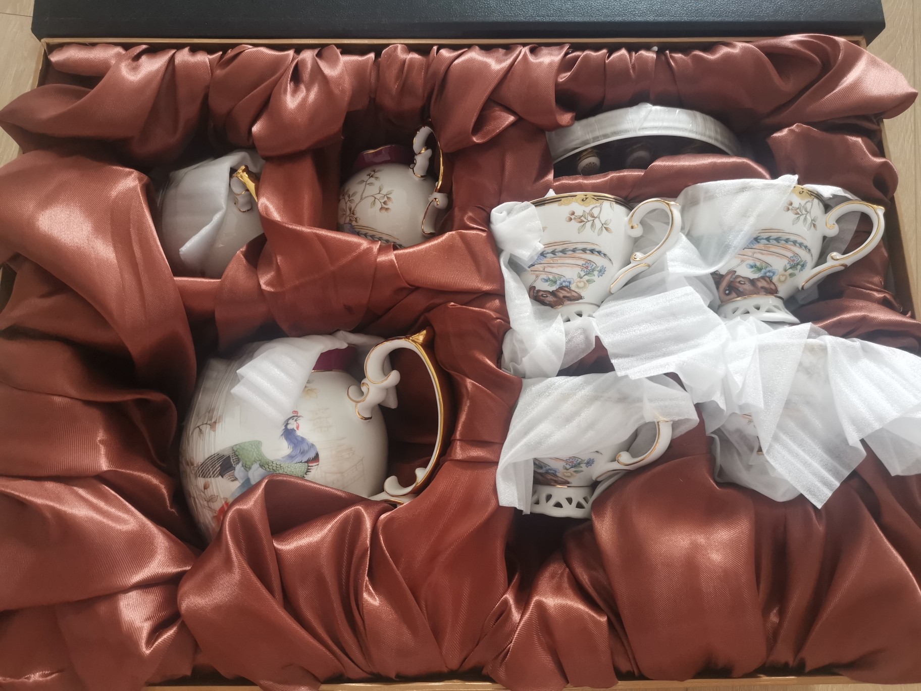 Click to view full screen Vintage Phoenix English Tea Set Bone China photo review