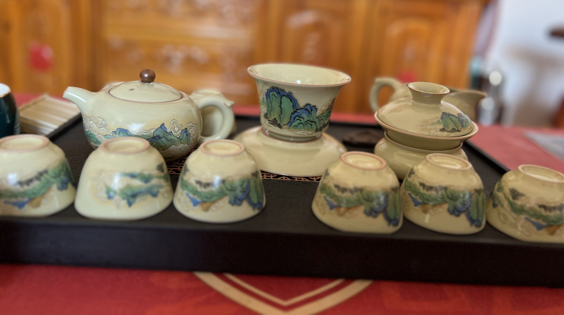 Mountain-range Chinese Gongfu Tea Set Porcelain photo review
