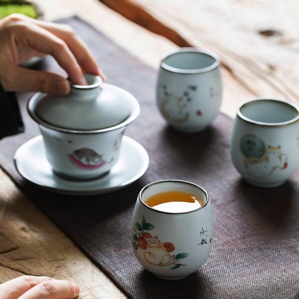 Delicate Ceramic Chinese Kung Fu Teacup with Cute Cat Pattern 100ml 4