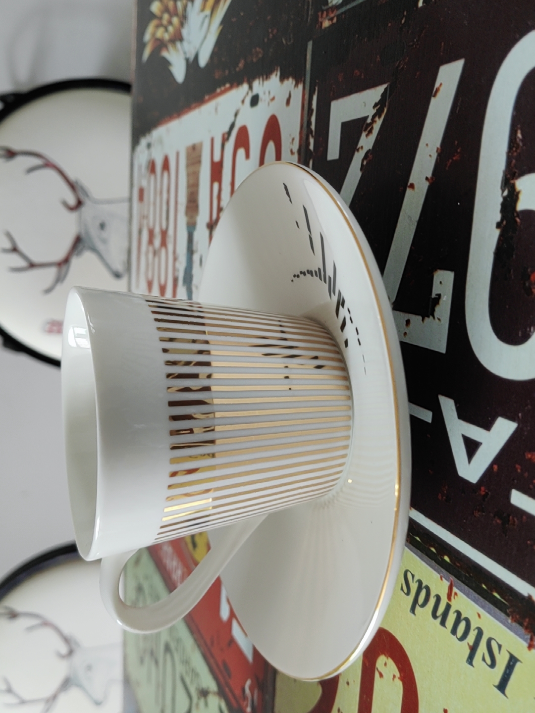 Click to view full screen Moving Reflection Tea Cup and Saucer Set Porcelain photo review