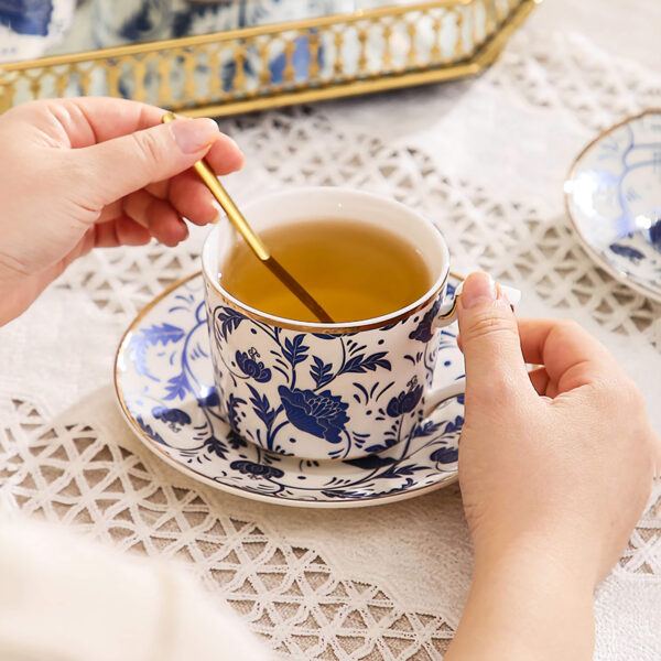 Classic Blue-and-White English Tea Set Porcelain Teapot Set - Image 8