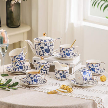 Classic Blue-and-White English Tea Set Porcelain Teapot Set