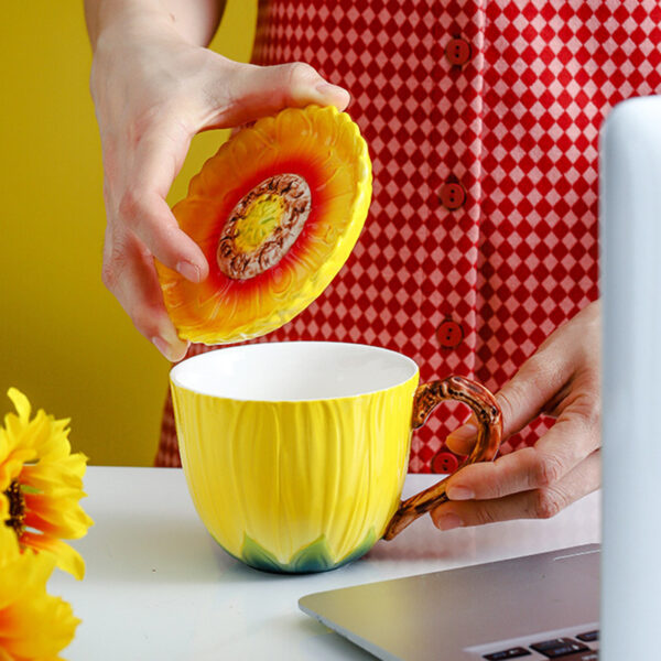 TSB10BB002 2 Sunflower Mug with Lid Hand-painted Ceramic Cup