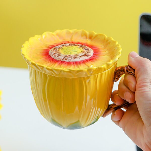 TSB10BB002 4 Sunflower Mug with Lid Hand-painted Ceramic Cup
