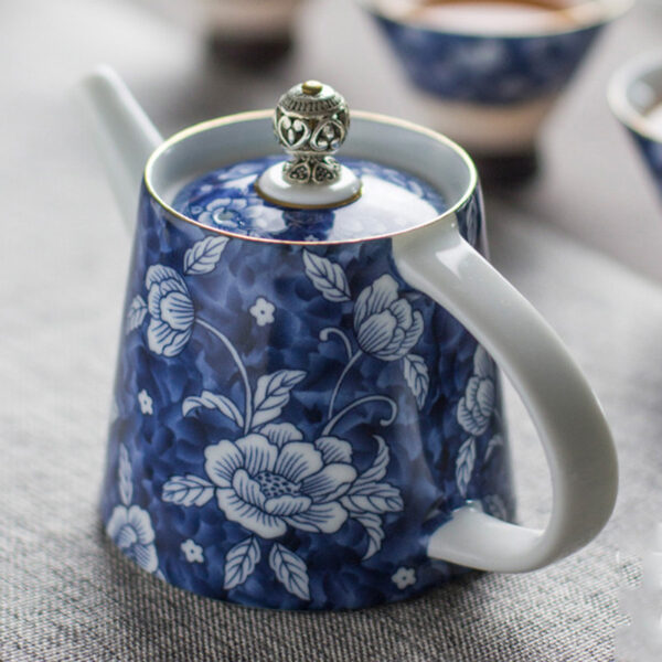 TSB11BB007 3 Blue and White Chinese Teapot Porcelain