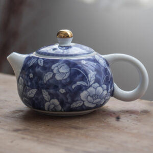 TSB11BB007 V2 Blue and White Chinese Teapot Porcelain