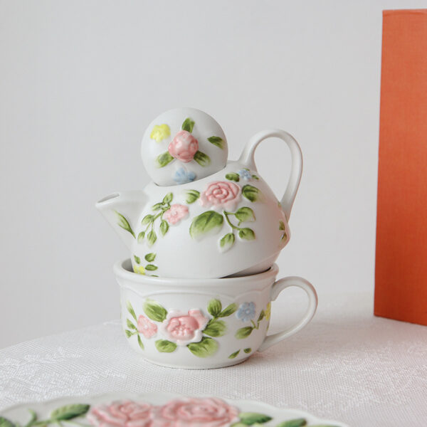 TSB11BB013 1 Creative Roses Tea for One Set Porcelain