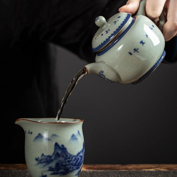 TSB13BB010 B3 Jingdezhen Chinese Gongfu Tea Set Blue and White