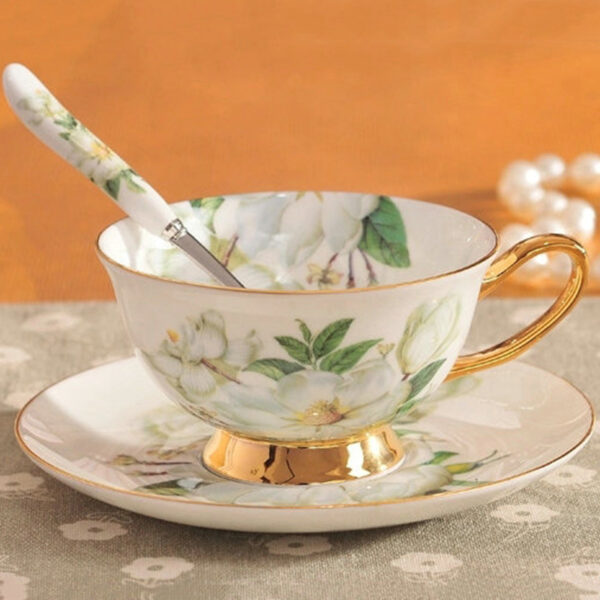 TSB16BB019 B5 Camellias Vintage Tea Set Bone China Teapot Set