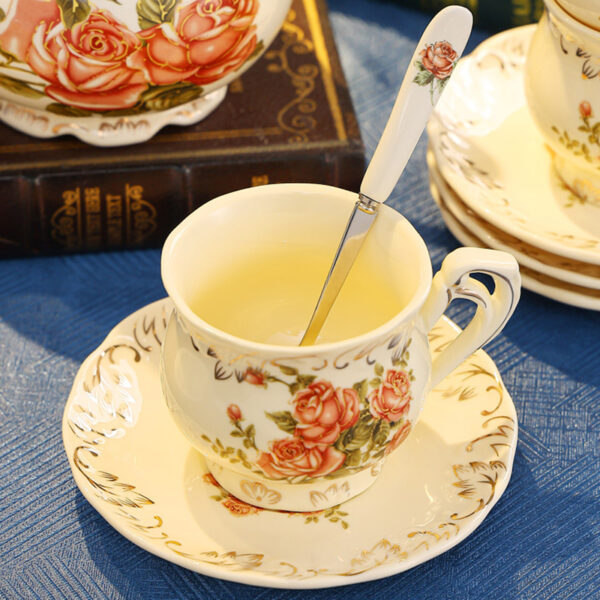 TSB16BB021 4 Vintage English Rose Tea Set Porcelain Teapot Set
