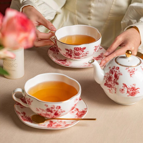 TSB21BB005 6 Rose Tea for One Set Porcelain Teapot Set Red