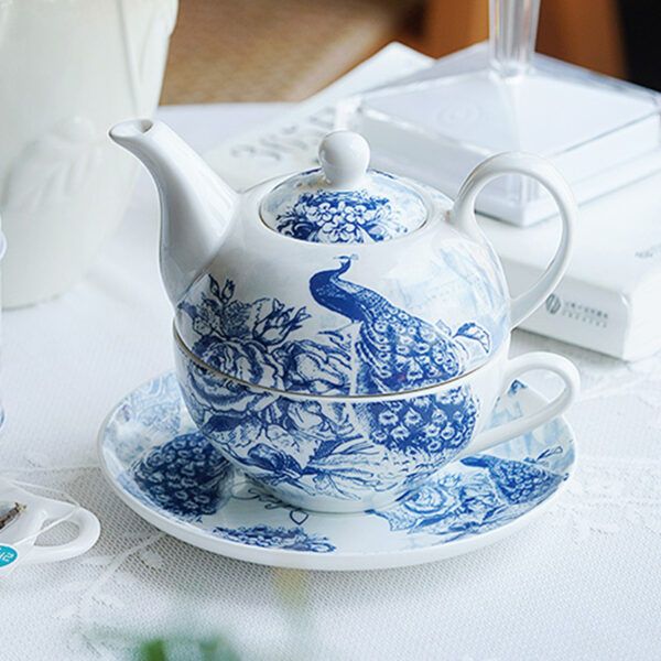 TSB21BB010 F Peacock Tea Set for One Porcelain Teapot Blue and White