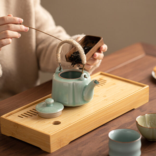 TSB26BB003 1 Vintage Chinese Ceramic Tea Set with Tray